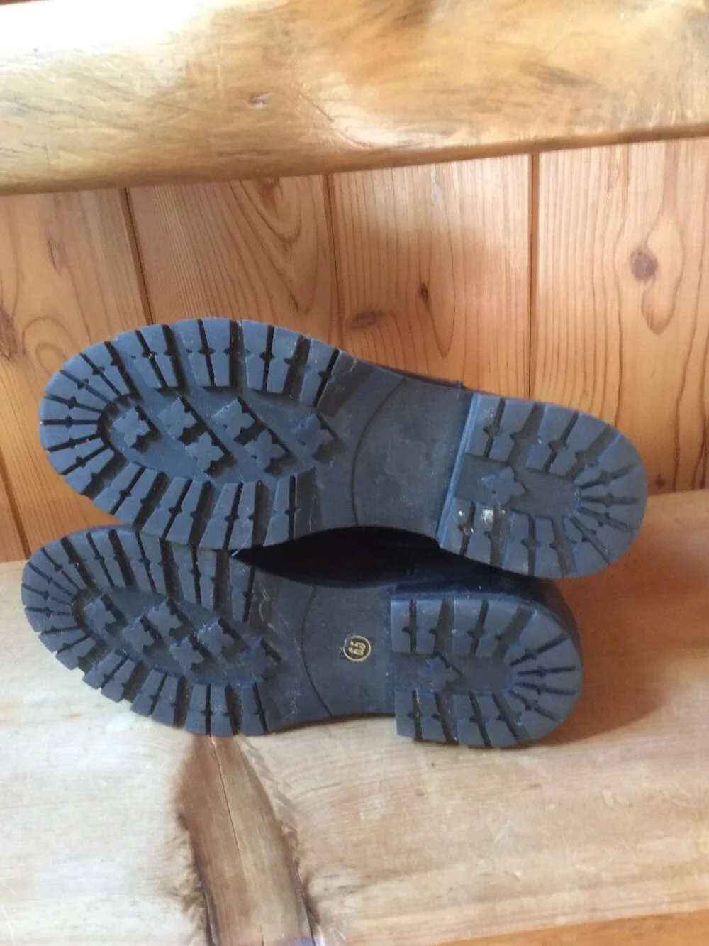 Steve Madden approx upper